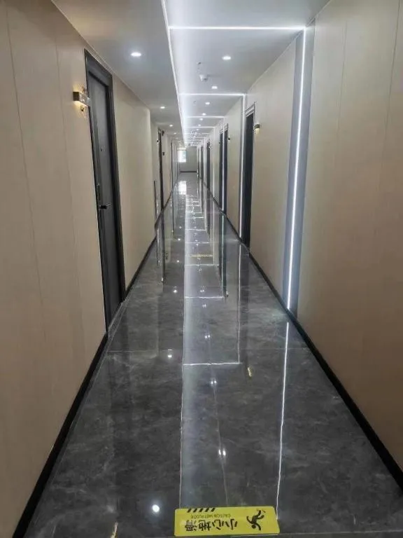 Yiwu Bairui Grand Hotel