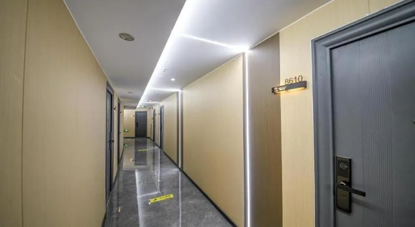 Yiwu Bairui Grand Hotel