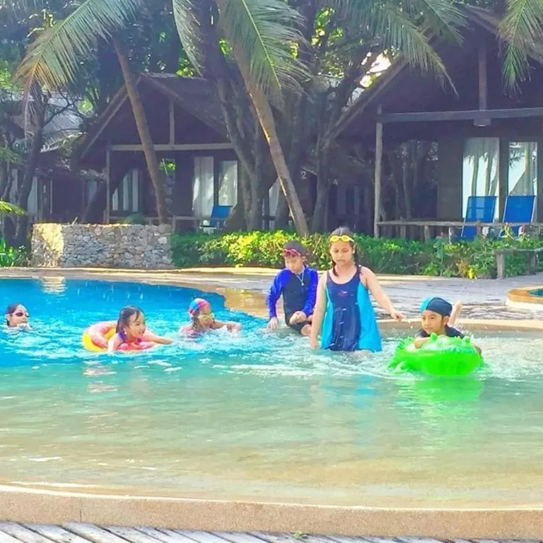 Chivaree Hotel and Resort