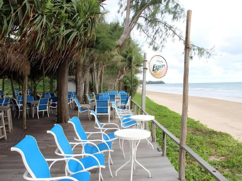 Chivaree Hotel and Resort