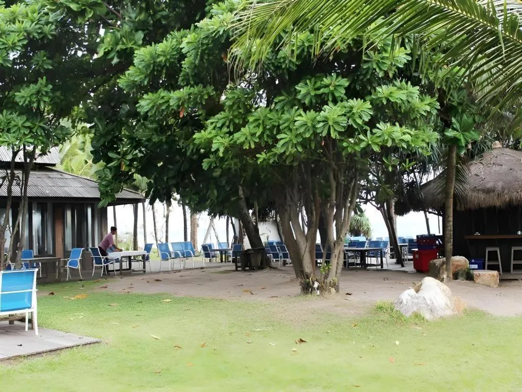 Chivaree Hotel and Resort