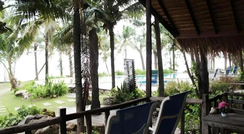 Chivaree Hotel and Resort