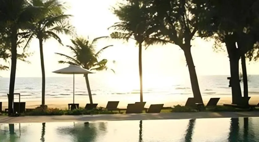 Chivaree Hotel and Resort