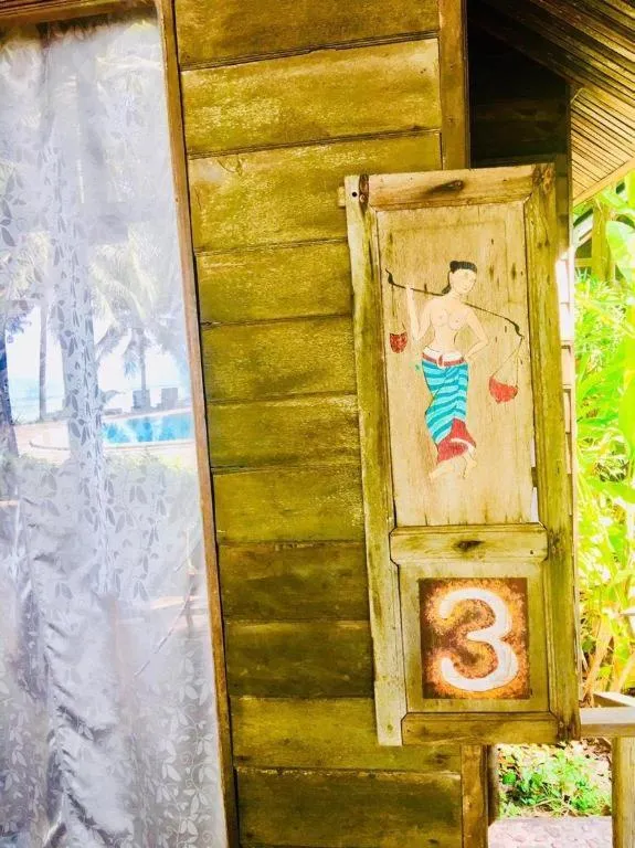 Chivaree Hotel and Resort