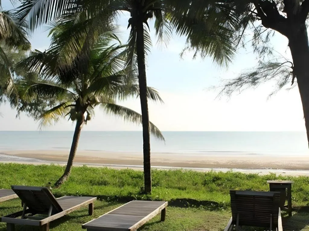 Chivaree Hotel and Resort