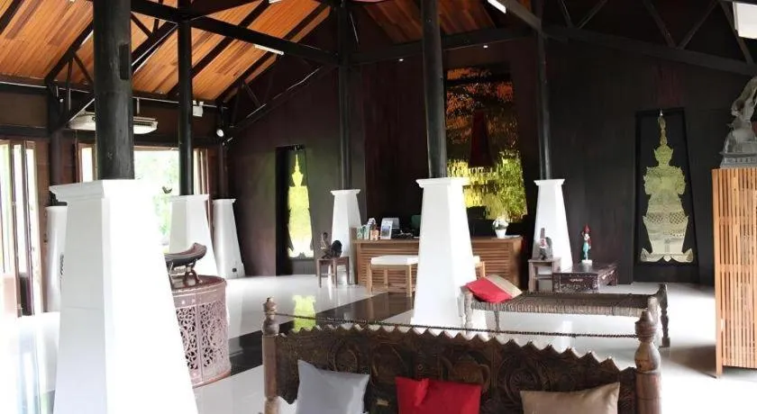 Chivaree Hotel and Resort