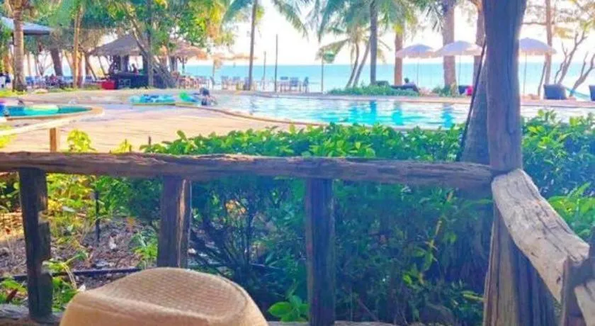 Chivaree Hotel and Resort