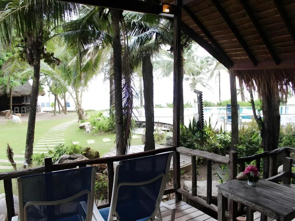 Chivaree Hotel and Resort