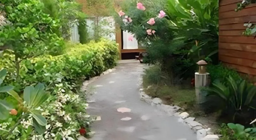 Chivaree Hotel and Resort