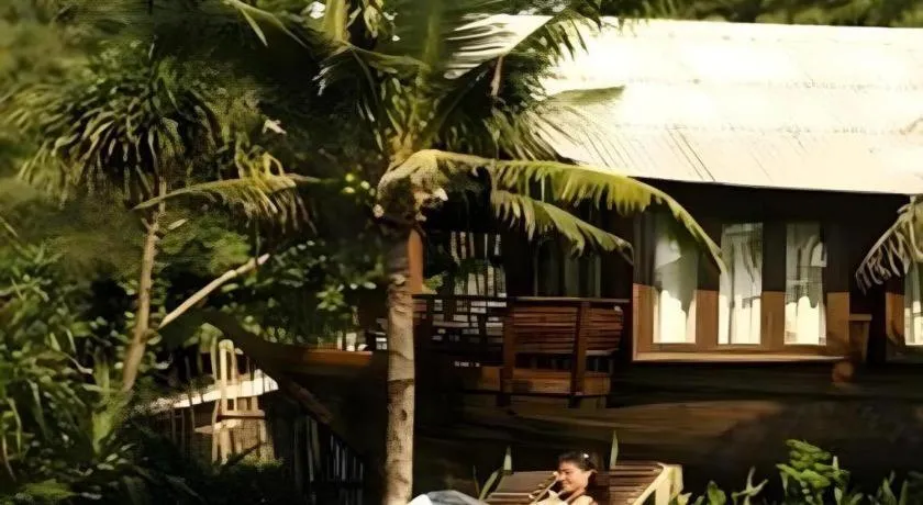 Chivaree Hotel and Resort