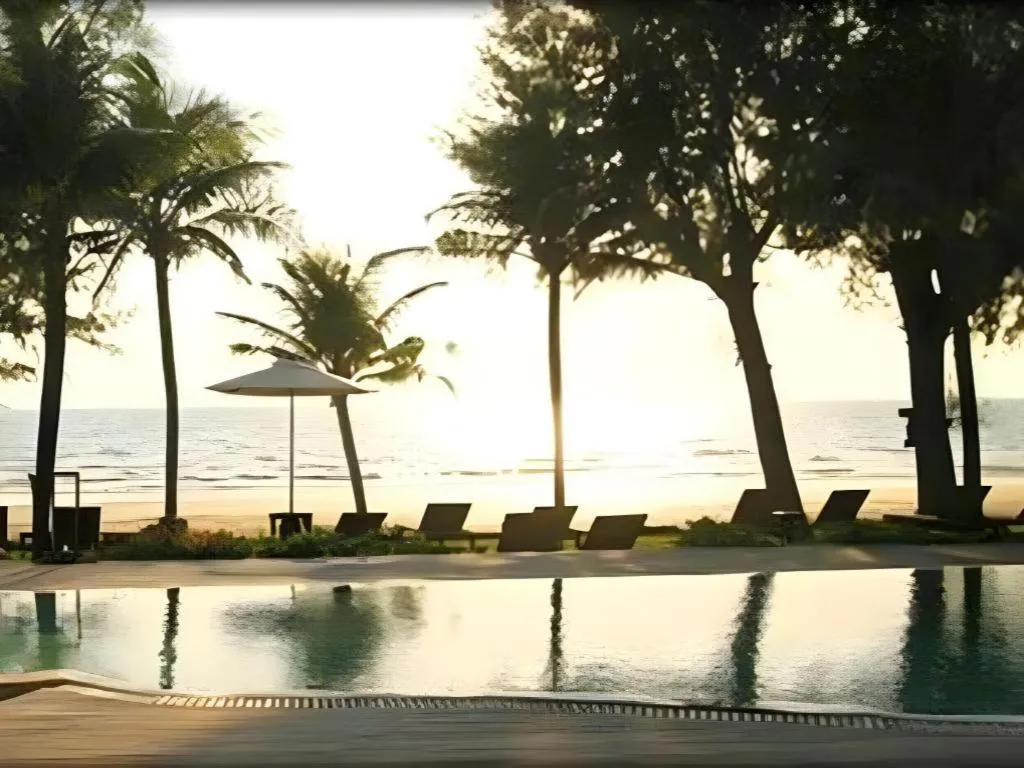 Chivaree Hotel and Resort