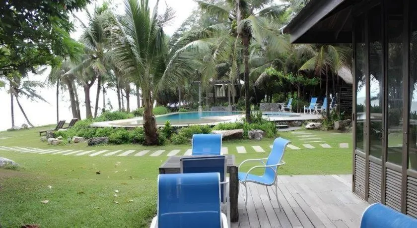 Chivaree Hotel and Resort