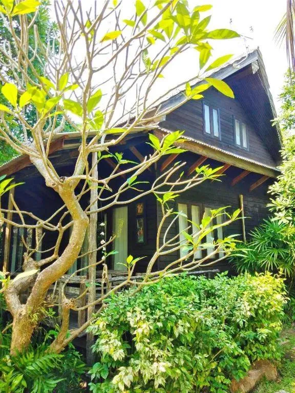 Chivaree Hotel and Resort