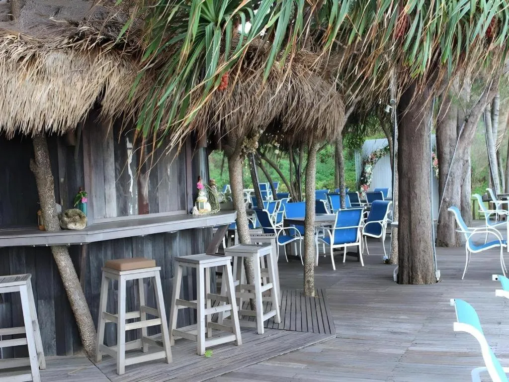 Chivaree Hotel and Resort