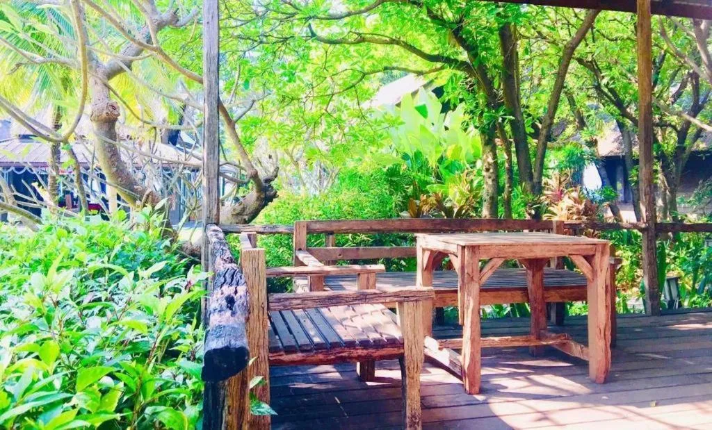 Chivaree Hotel and Resort