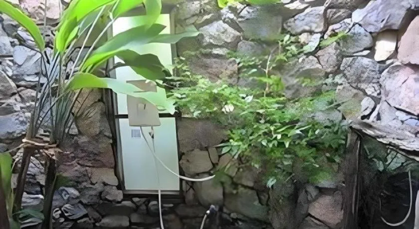 Chivaree Hotel and Resort