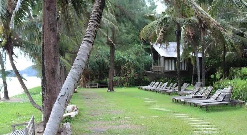 Chivaree Hotel and Resort