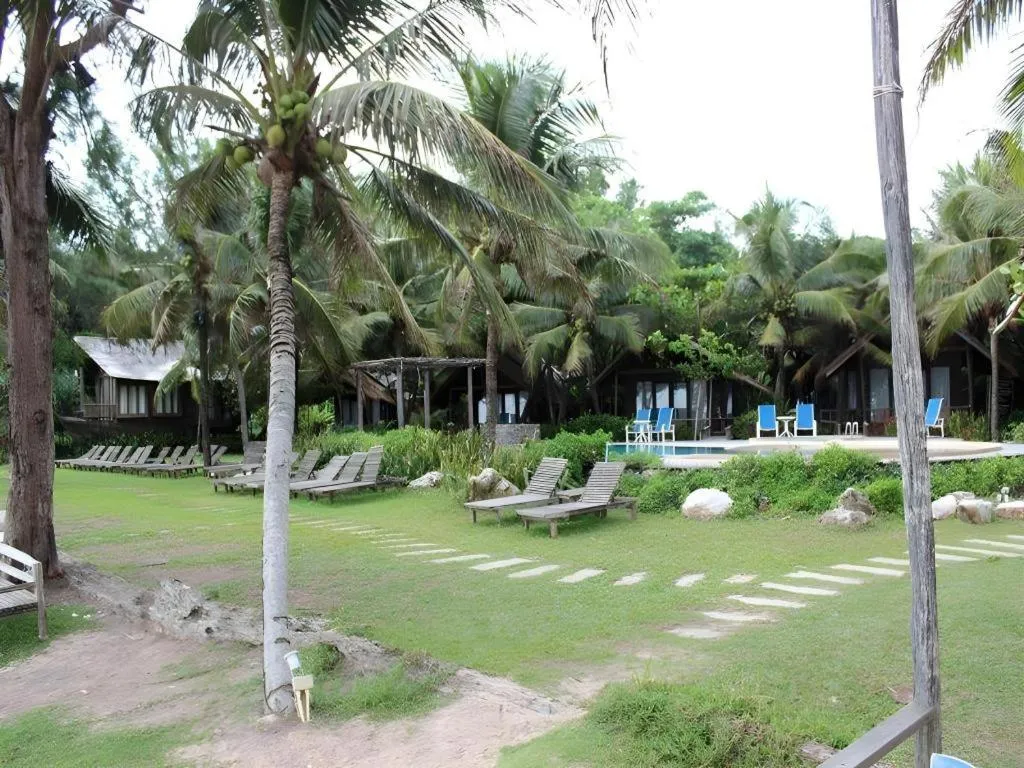 Chivaree Hotel and Resort