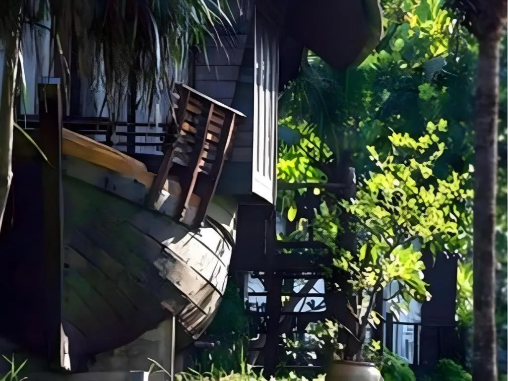 Chivaree Hotel and Resort