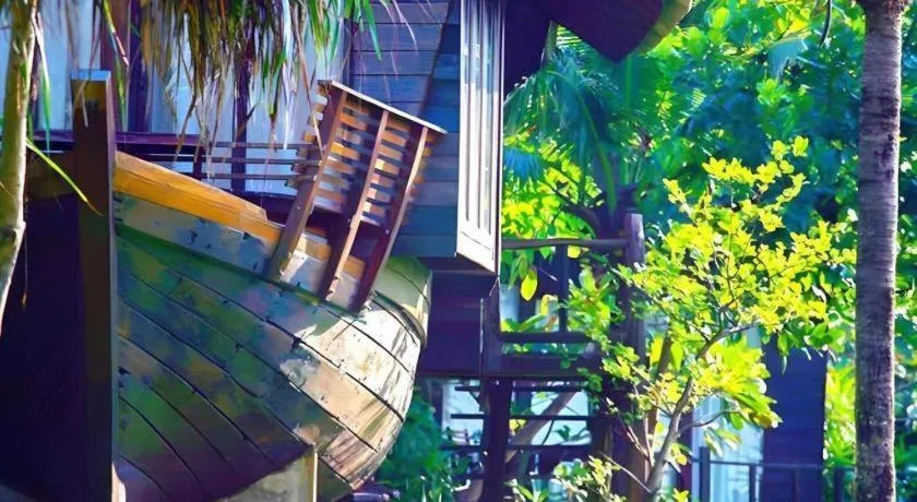 Chivaree Hotel and Resort