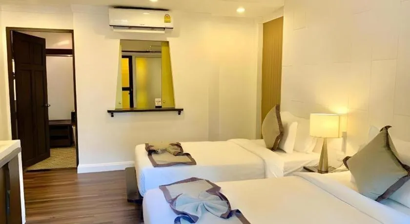 Bed in B2 Suthep Night Market Premier Resort