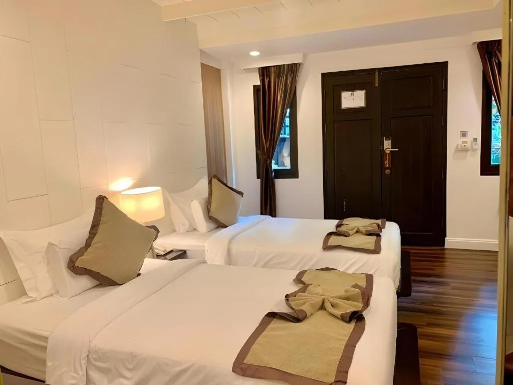 Bed in B2 Suthep Night Market Premier Resort