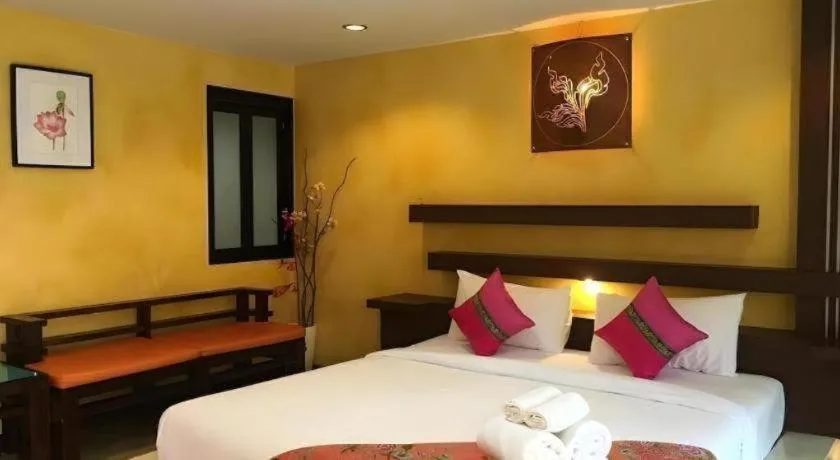 Bed in Tanisa Resort