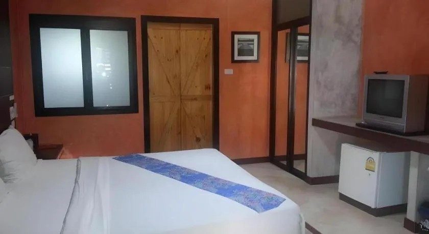 Bed in Tanisa Resort