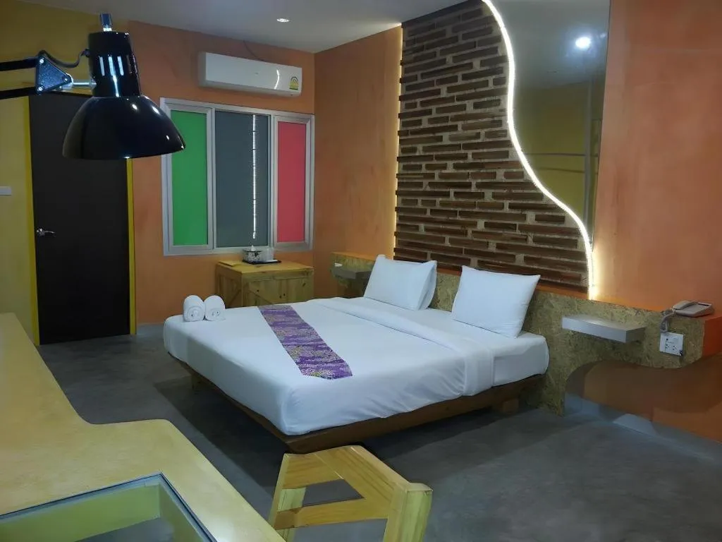 Bed in Tanisa Resort