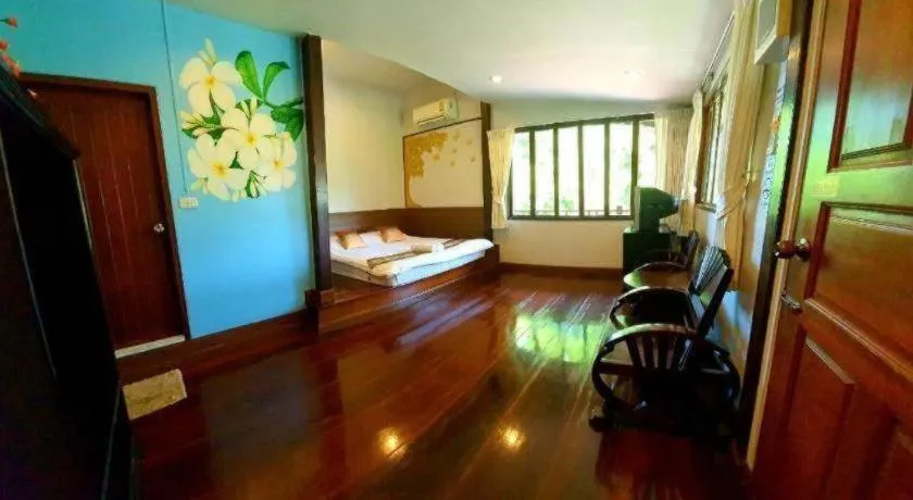 Bed in Baan Saranrom