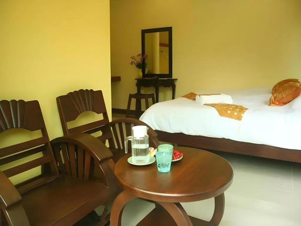 Bed in Baan Saranrom