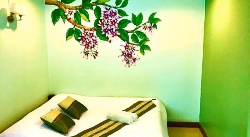 Bed in Baan Saranrom