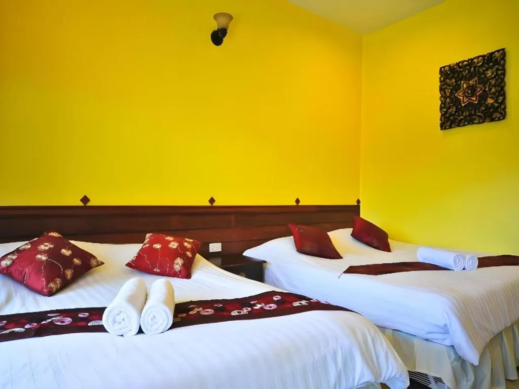 Bed in Baan Saranrom