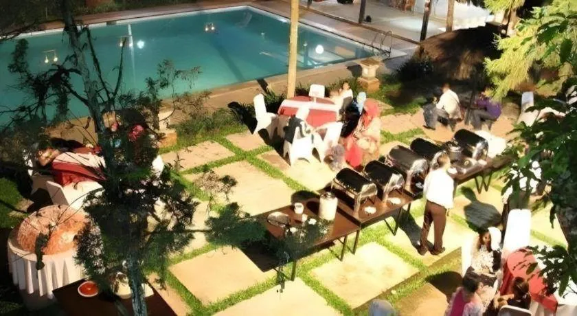 Augusta Hotel & Glamping Sukabumi