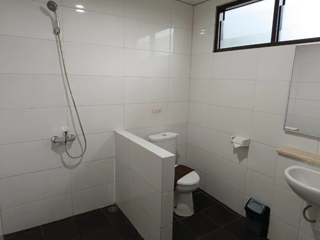 Augusta Hotel & Glamping Sukabumi