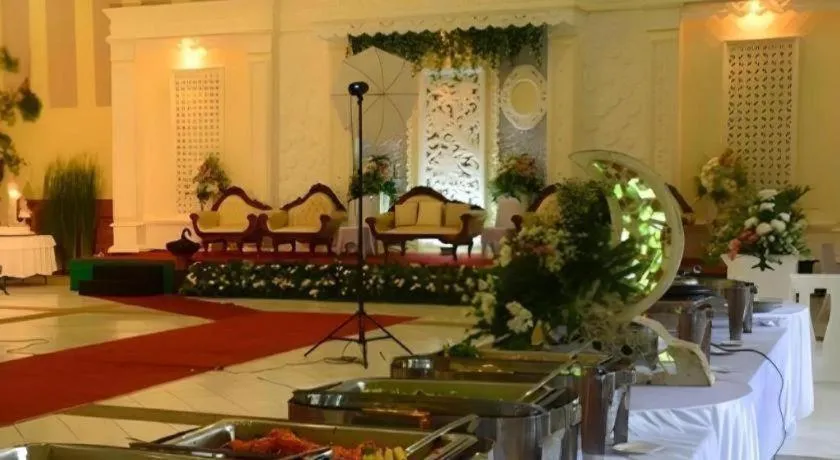 Augusta Hotel & Glamping Sukabumi