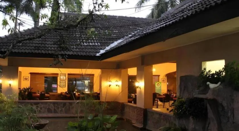 Augusta Hotel & Glamping Sukabumi