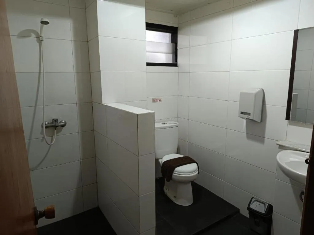 Augusta Hotel & Glamping Sukabumi