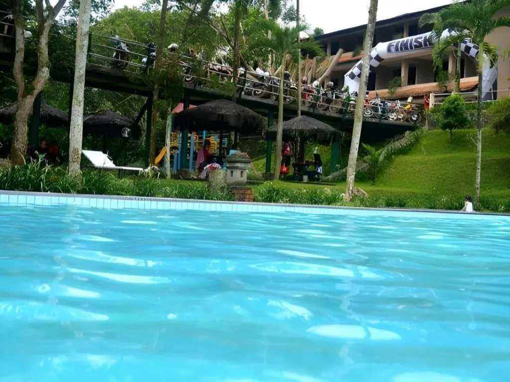 Augusta Hotel & Glamping Sukabumi