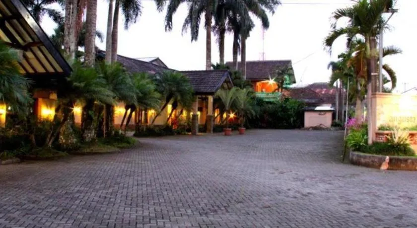 Augusta Hotel & Glamping Sukabumi