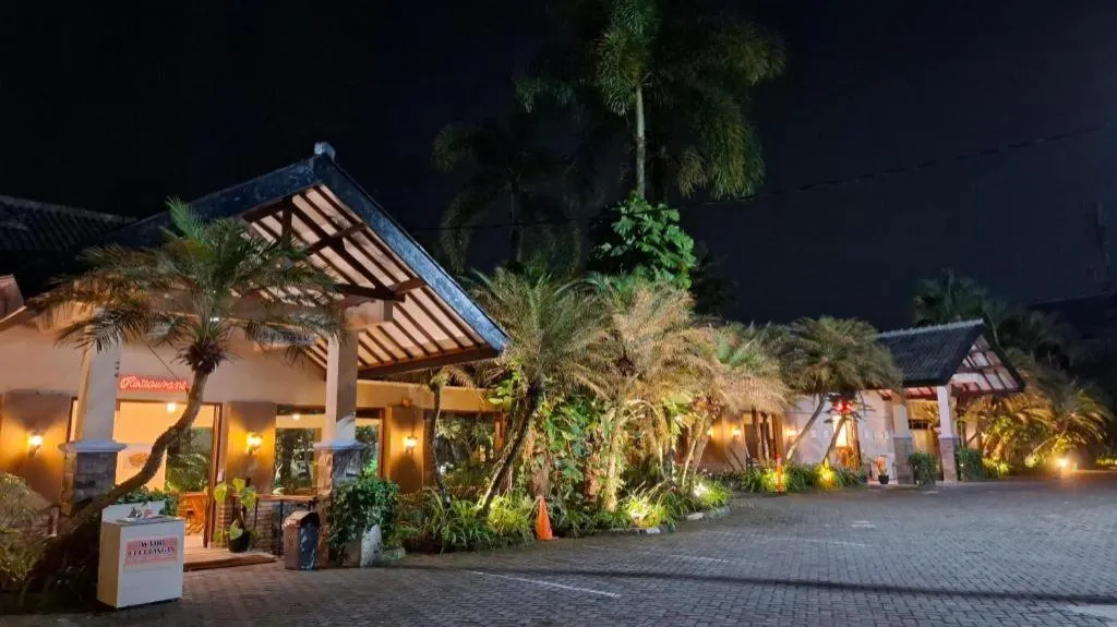 Augusta Hotel & Glamping Sukabumi