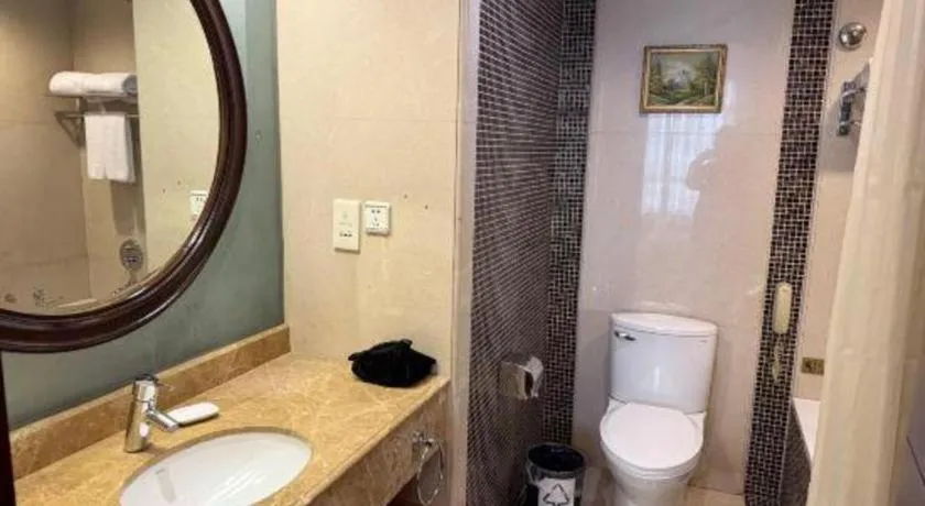 New Century Pujiang Hotel