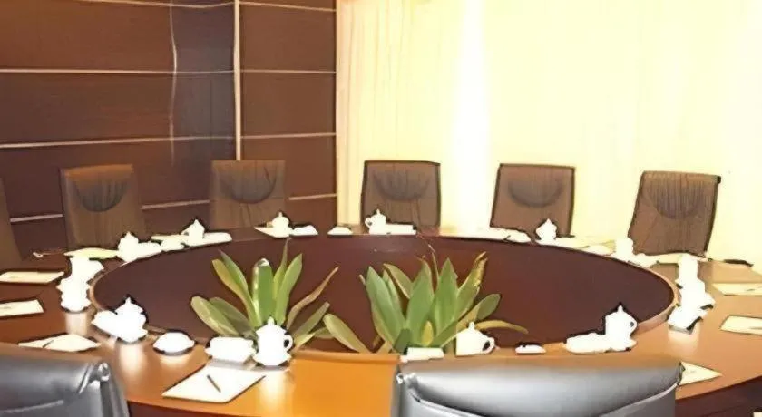 New Century Pujiang Hotel