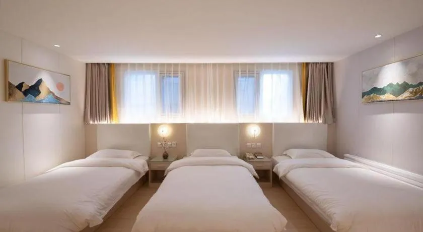 Bed in Beijing Inner Mongolia Hotel Chaoyang