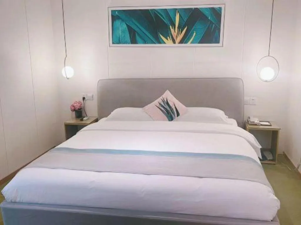 Bed in Beijing Inner Mongolia Hotel Chaoyang