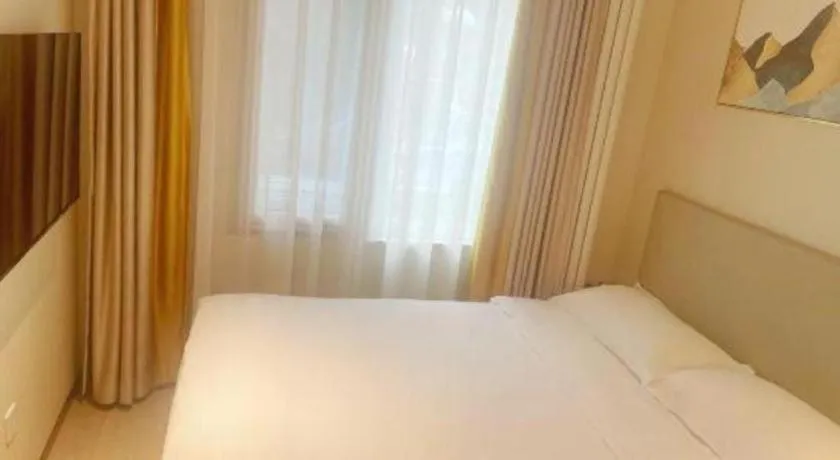 Bed in Beijing Inner Mongolia Hotel Chaoyang