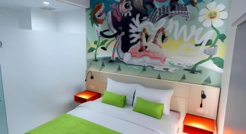 Bed in Fizz Hotel Lombok