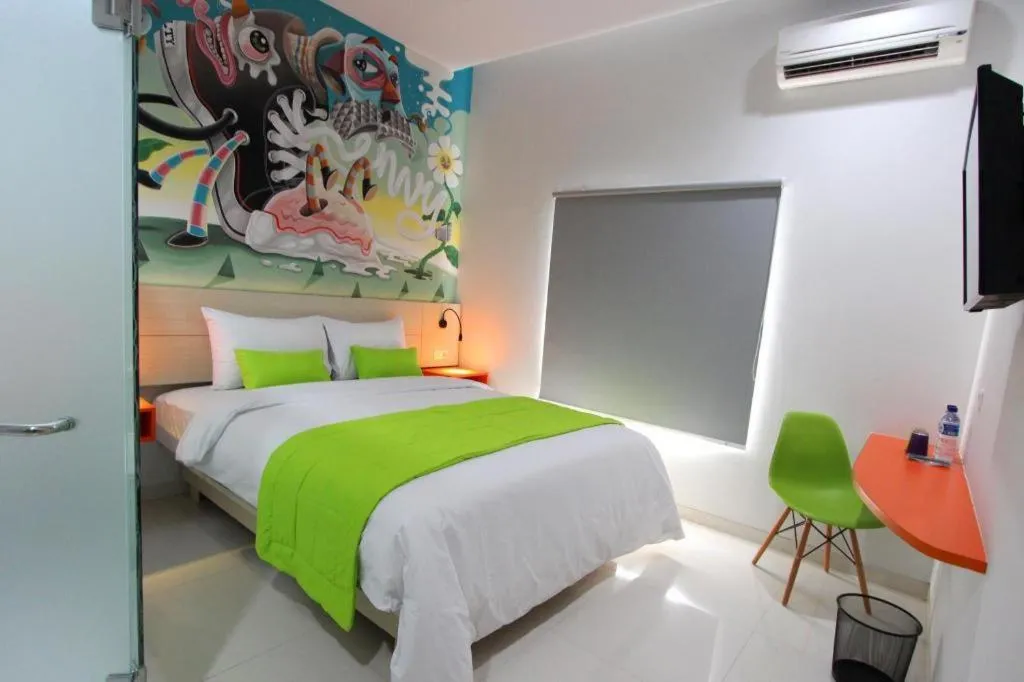 Bed in Fizz Hotel Lombok
