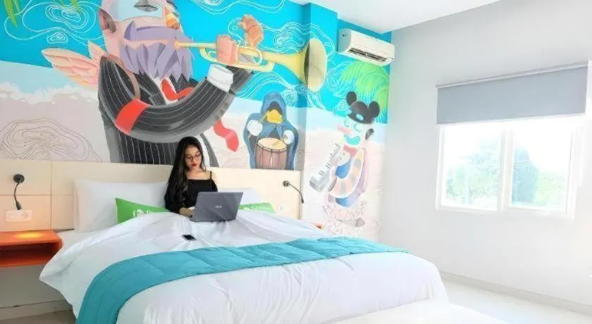 Bed in Fizz Hotel Lombok