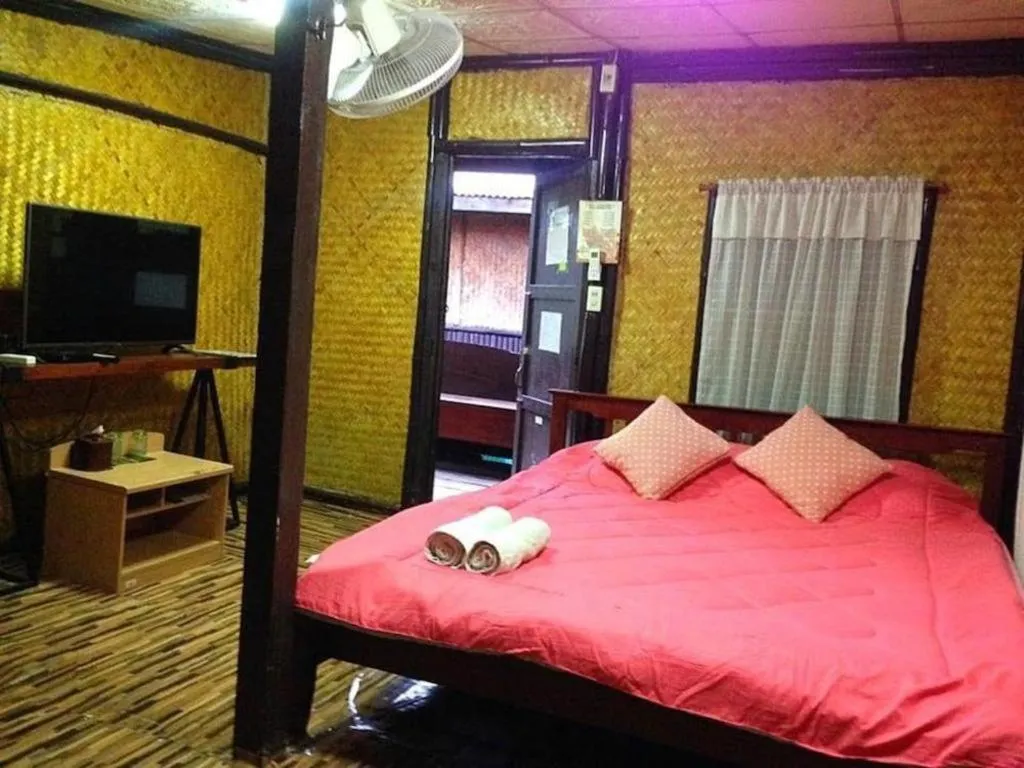 Bed in Jidapa Resort